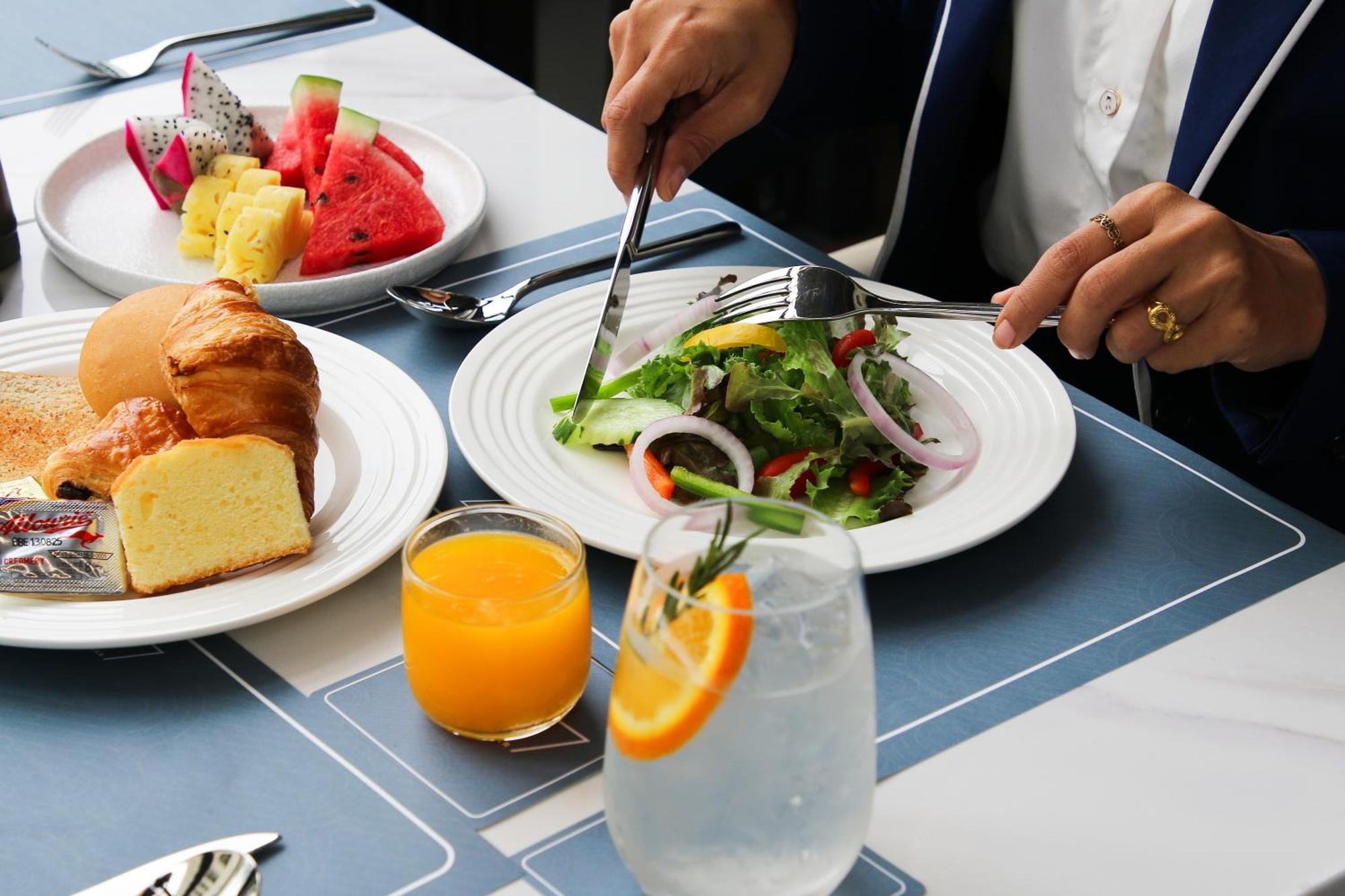Gm Estate Hotel And Executive Apartments Sukhumvit 20 Банкок Екстериор снимка