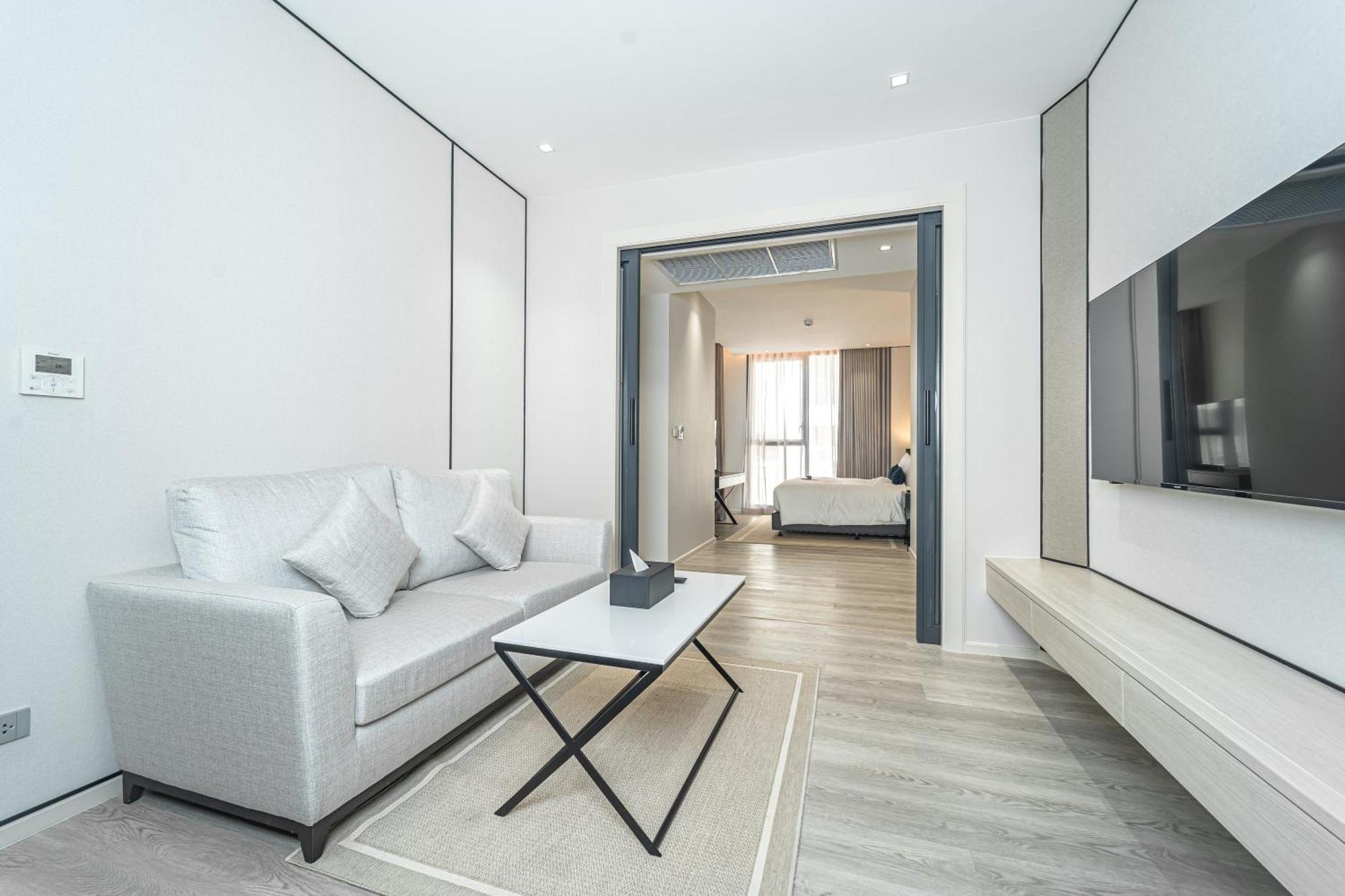 Gm Estate Hotel And Executive Apartments Sukhumvit 20 Банкок Екстериор снимка