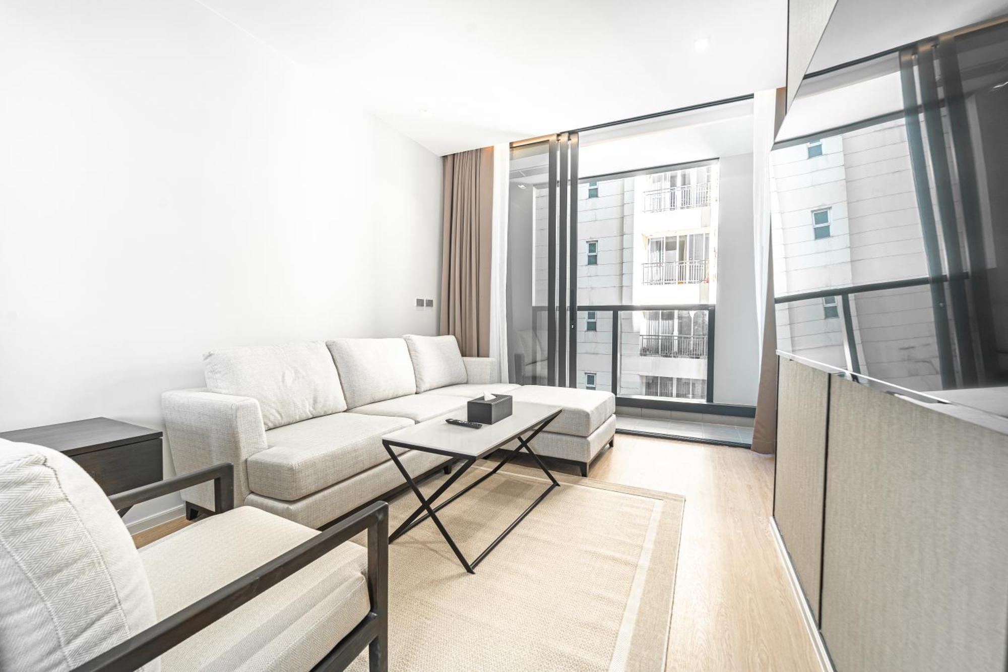 Gm Estate Hotel And Executive Apartments Sukhumvit 20 Банкок Екстериор снимка